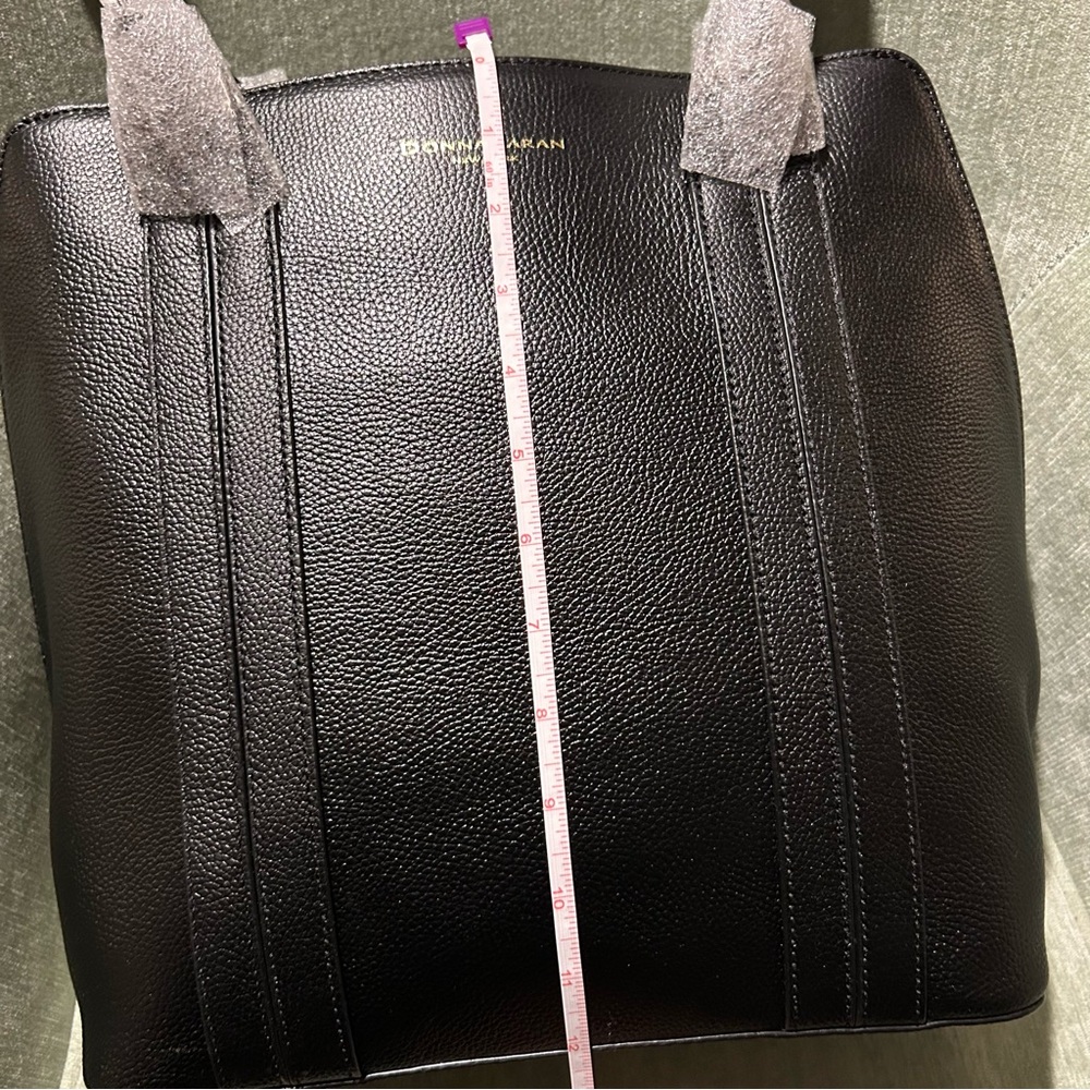 Donna Karan Black Structured Tote NEW WITH TAGS NWT - Picture 9 of 13